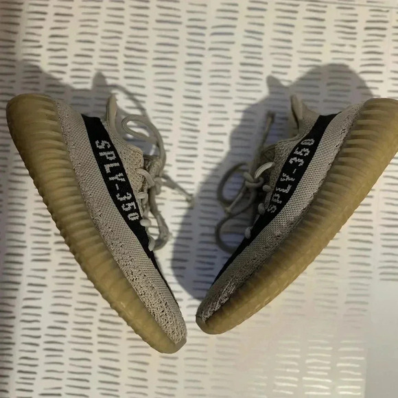 Adidas Yeezy 350 V2 Slate - Picture 7 of 13